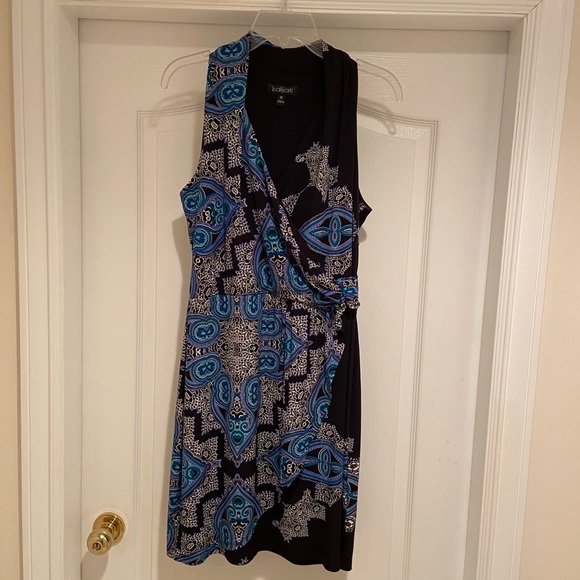 Faux wrap sleeveless dress - Picture 2 of 2